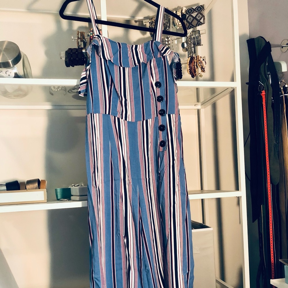 🌺 Medium striped Jumpsuit from Target! EUC